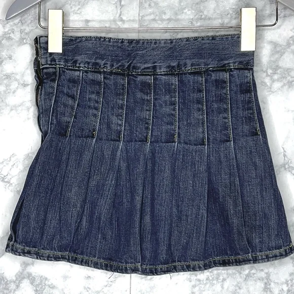 Gap Kids Pleated Y2K Dark Wash Denim Skirt Adjustable Waistband Girls 10 - Picture 2 of 9